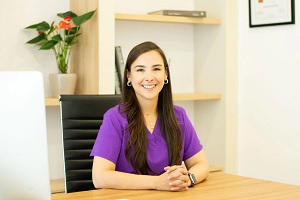 Dra. Adriana Ruíz de las cirujanos plásticos de Colombia