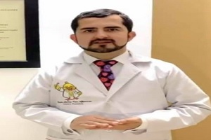 Dr. Carlos Andres Vera