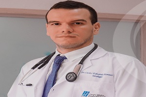 Dr. Carlos Eduardo Montes Cardona de los urólogos en Colombia