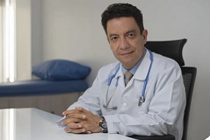 Dr. Elias Forero de los gastroenterólogos de Colombia