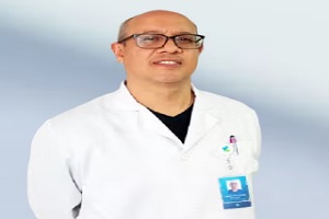 Dr. Fabián Enrique Valle Carrión