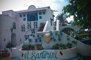 El Santorini colombiano en Puerto Triunfo, Antioquia de los lugares para pasar la navidad en Colombia