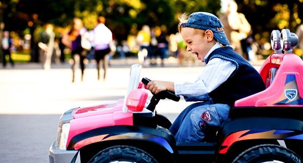 Los 10 mejores coches eléctricos para niños de Colombia