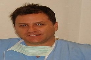 foto del Dr. Alejandro Molina Hernández