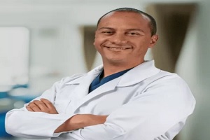 foto del Dr. David Mayo
