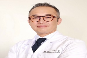 Dr. Jairo Mendoza Q, oncólogo