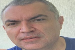 uno de los mejores proctólogos en Colombia, el Dr. Luis Jorge Lombana Amaya