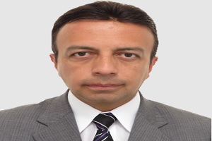 Dr. Neil Mendoza Aldana, nefrólogo