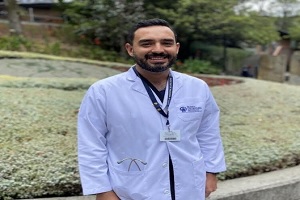 Dr. Nestor Fabian Correa Gonzalez, reumatólogo
