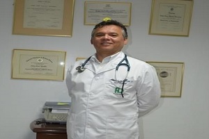 uno de los mejores reumatólogos en Colombia, el Dr. Rubén Darío Mantilla Hernández