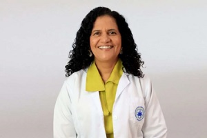 Dra. Carmen Rosales Oliveros, hematóloga