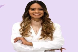 una de las mejores alergólogos en Colombia, la Dra. July Ospina
