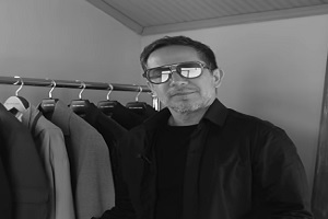 uno de los mejores sastres en Colombia, el sastre Ricardo Pava