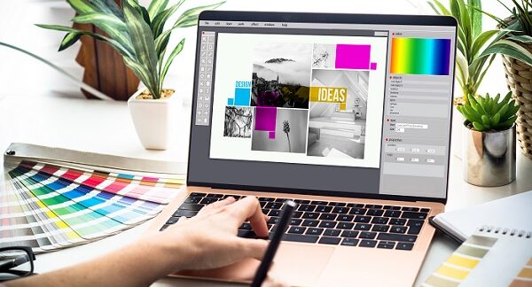 portátiles para diseño gráfico, un diseñador trabaja en una laptop